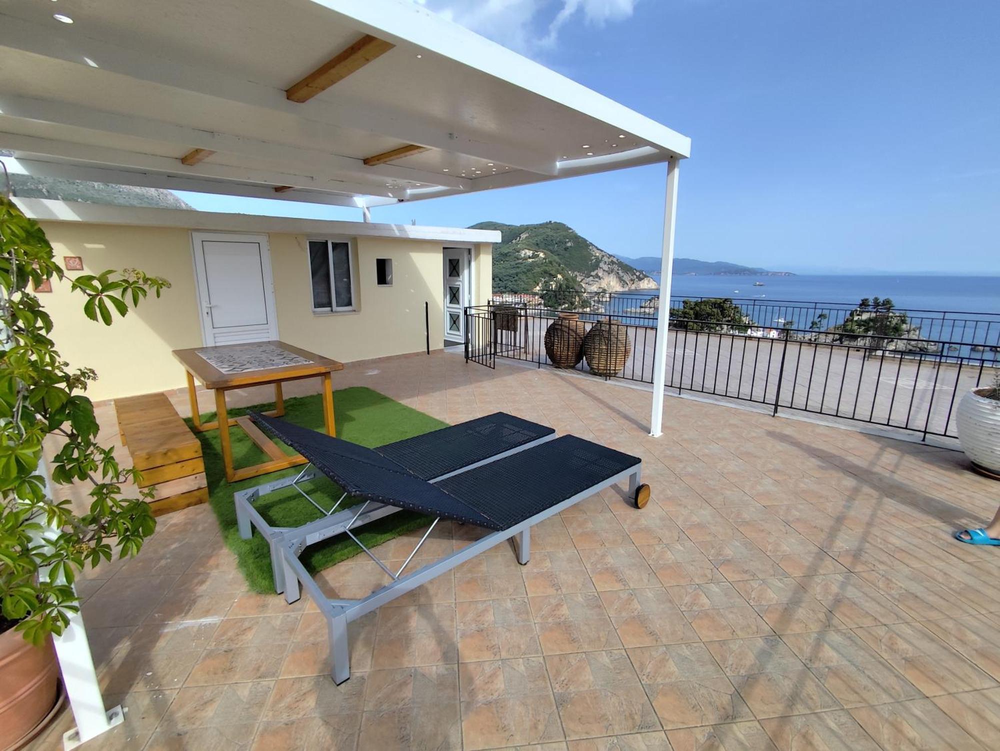 Zotos Residence Parga Esterno foto